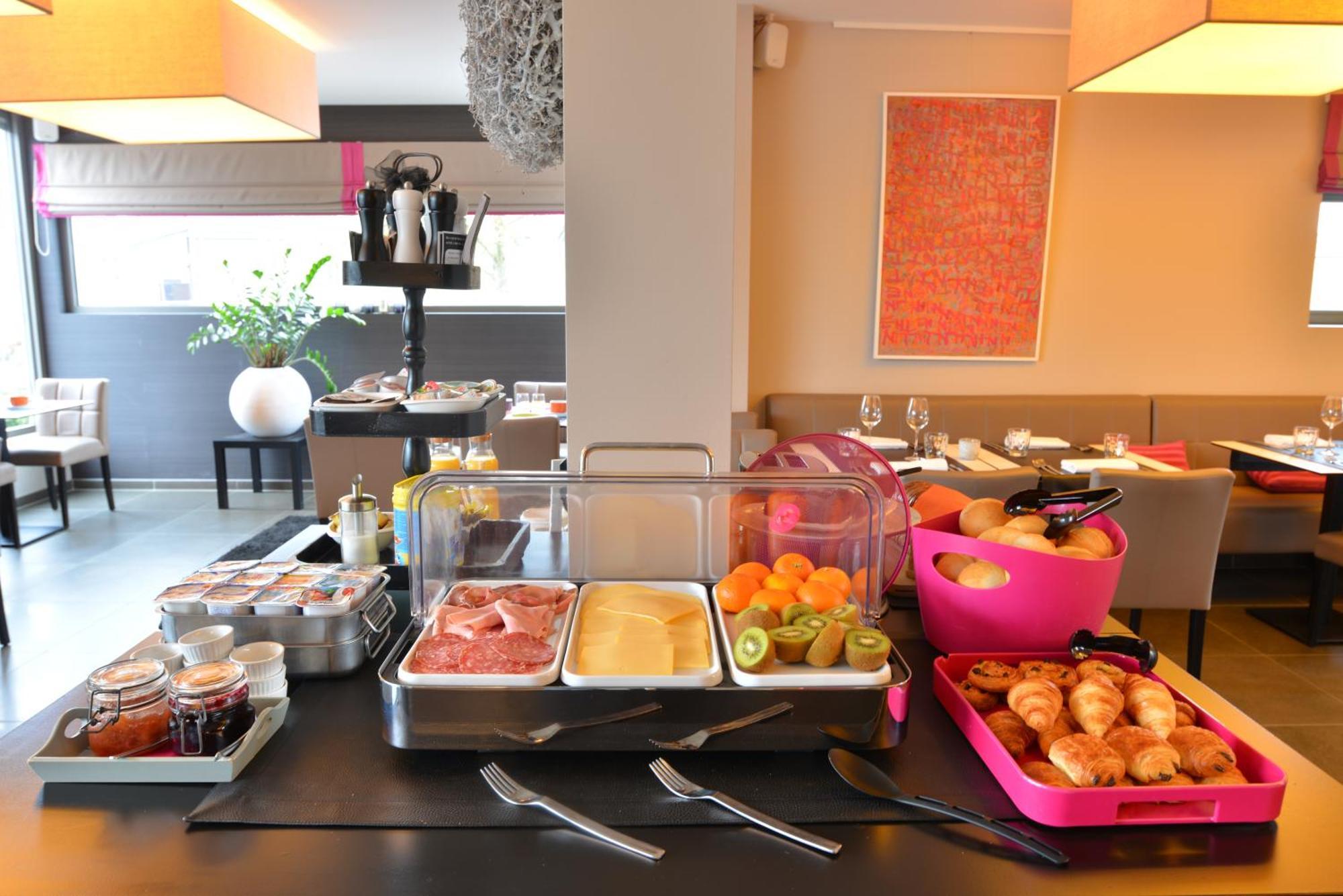 Durbuy O Restaurant Hotel Екстериор снимка