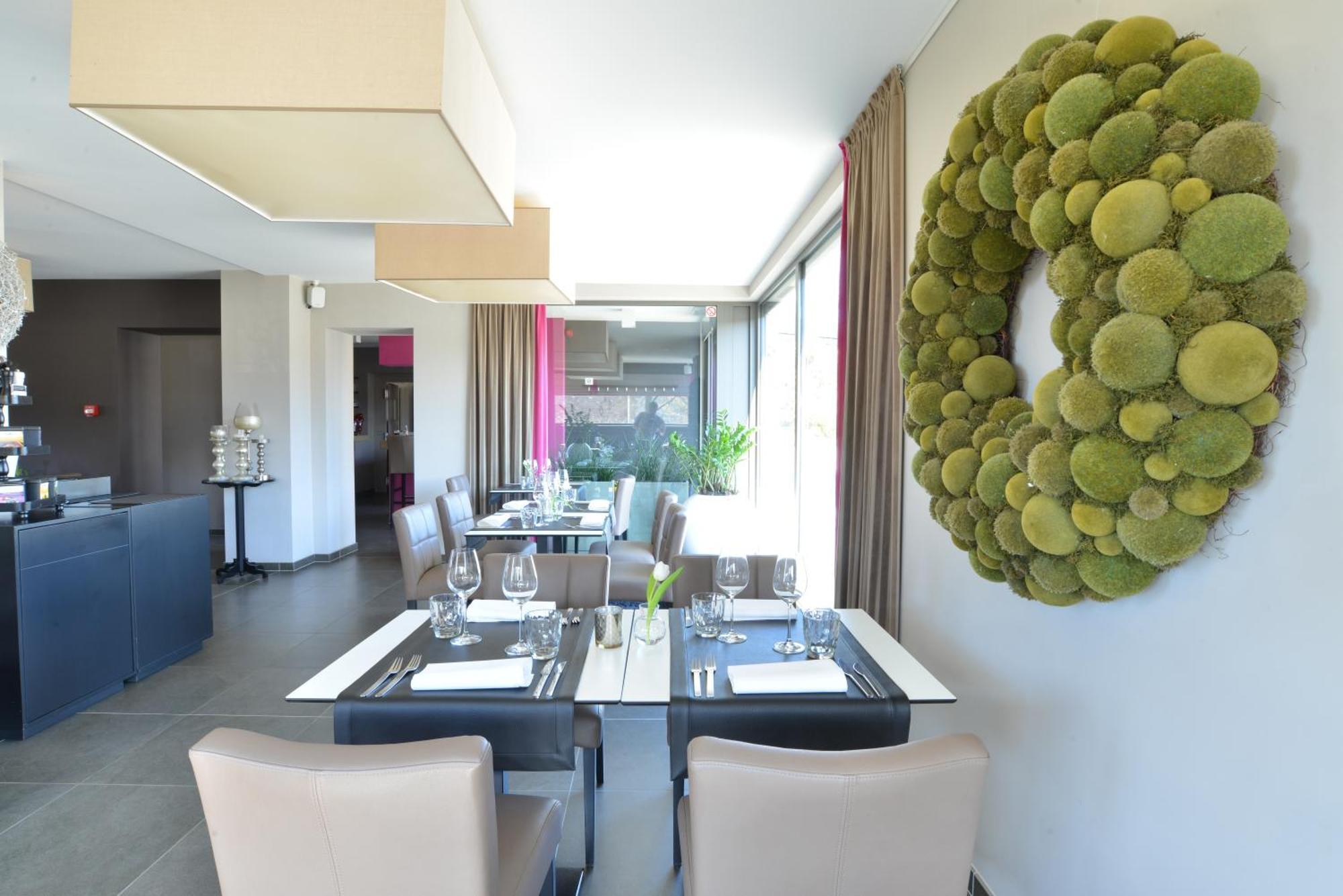 Durbuy O Restaurant Hotel Екстериор снимка
