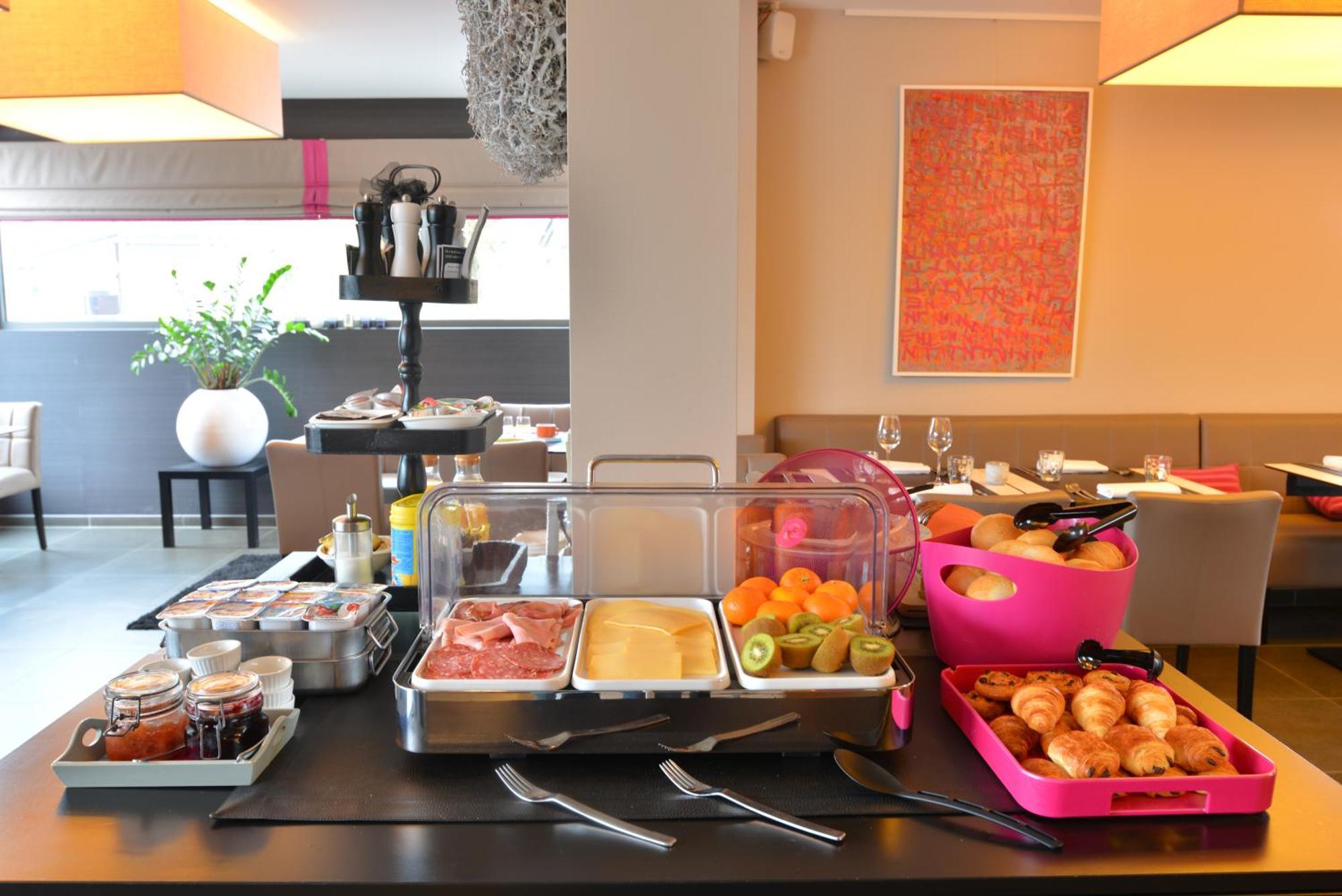 Durbuy O Restaurant Hotel Екстериор снимка